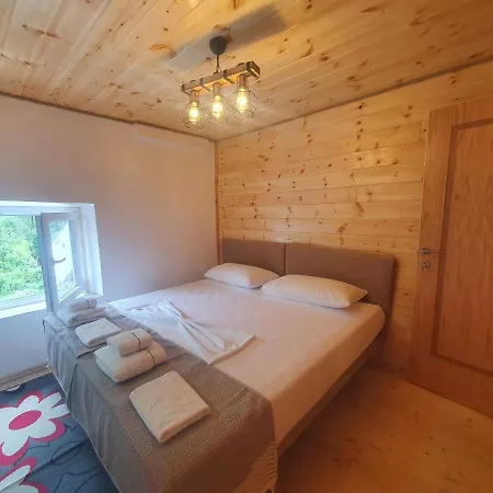 Davisol Guest house Theth