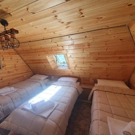 Konukevi Davisol Theth